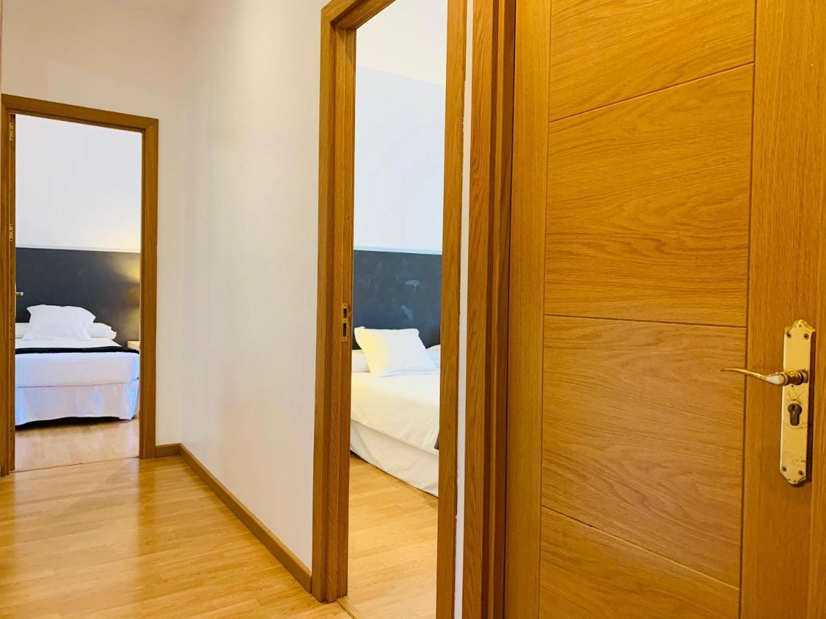 Super Balmes Guest House Barcelona Exterior foto