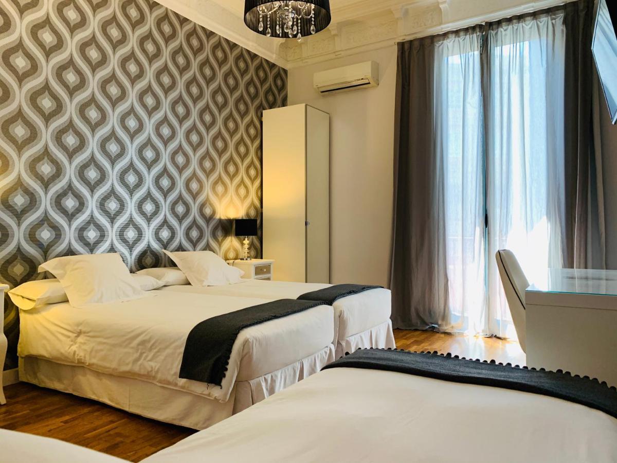 Super Balmes Guest House Barcelona Exterior foto