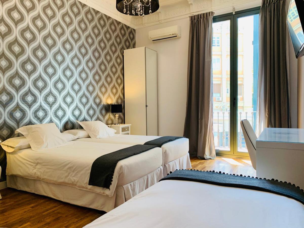 Super Balmes Guest House Barcelona Exterior foto