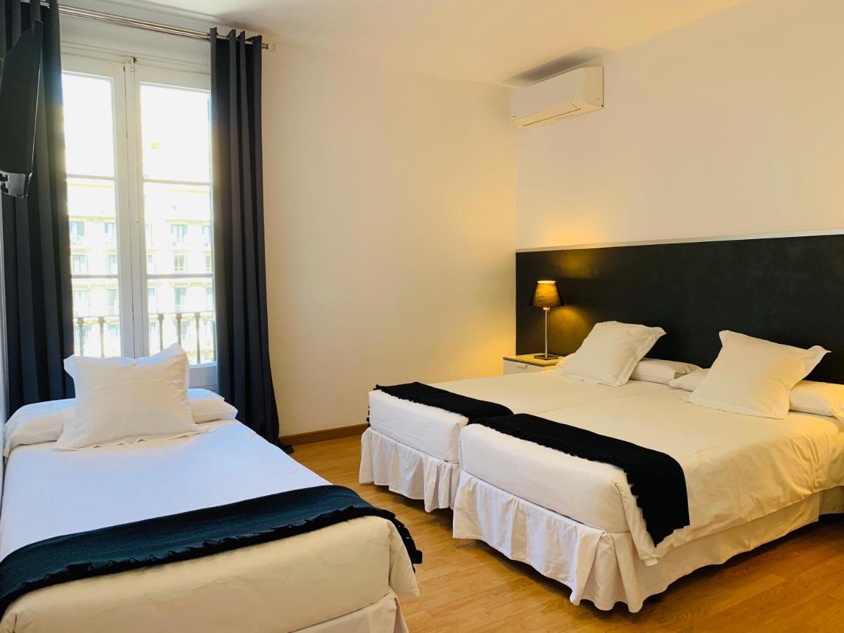 Super Balmes Guest House Barcelona Exterior foto