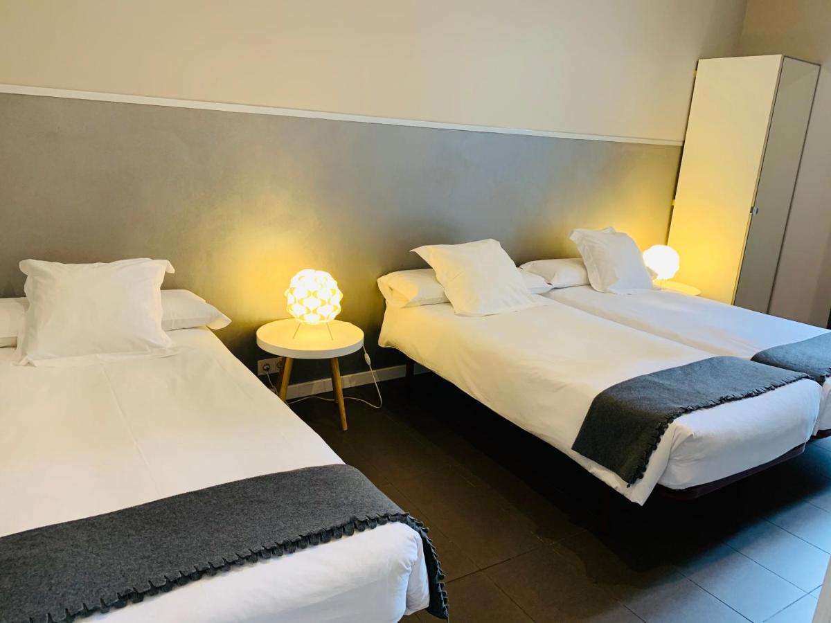 Super Balmes Guest House Barcelona Exterior foto