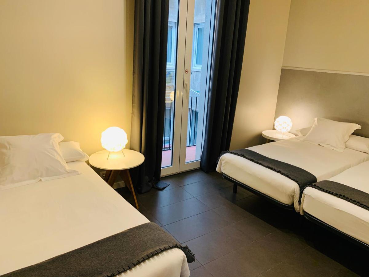 Super Balmes Guest House Barcelona Exterior foto